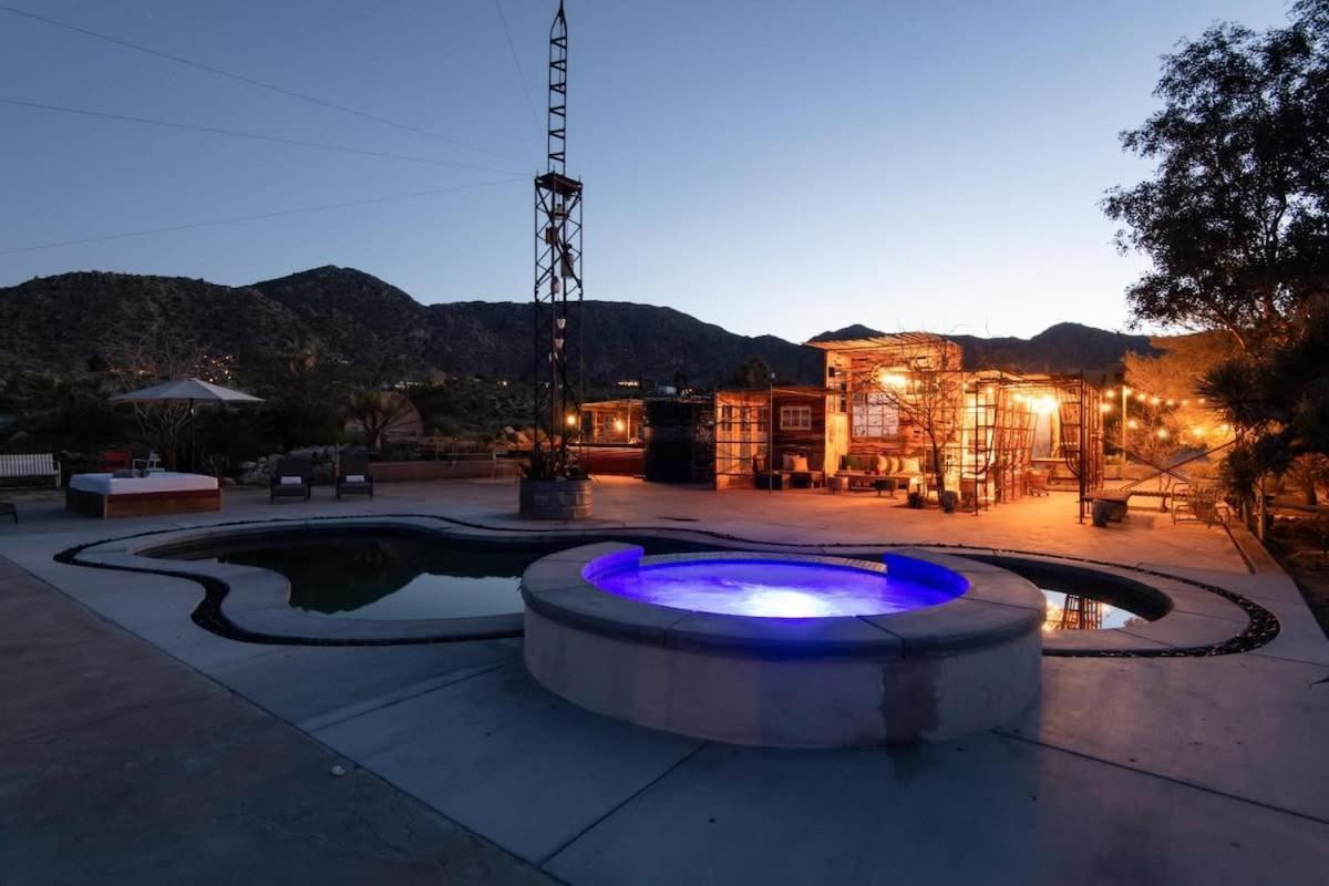 Renovated Lodge - Room 2 With Pool Access Joshua Tree Exterior photo