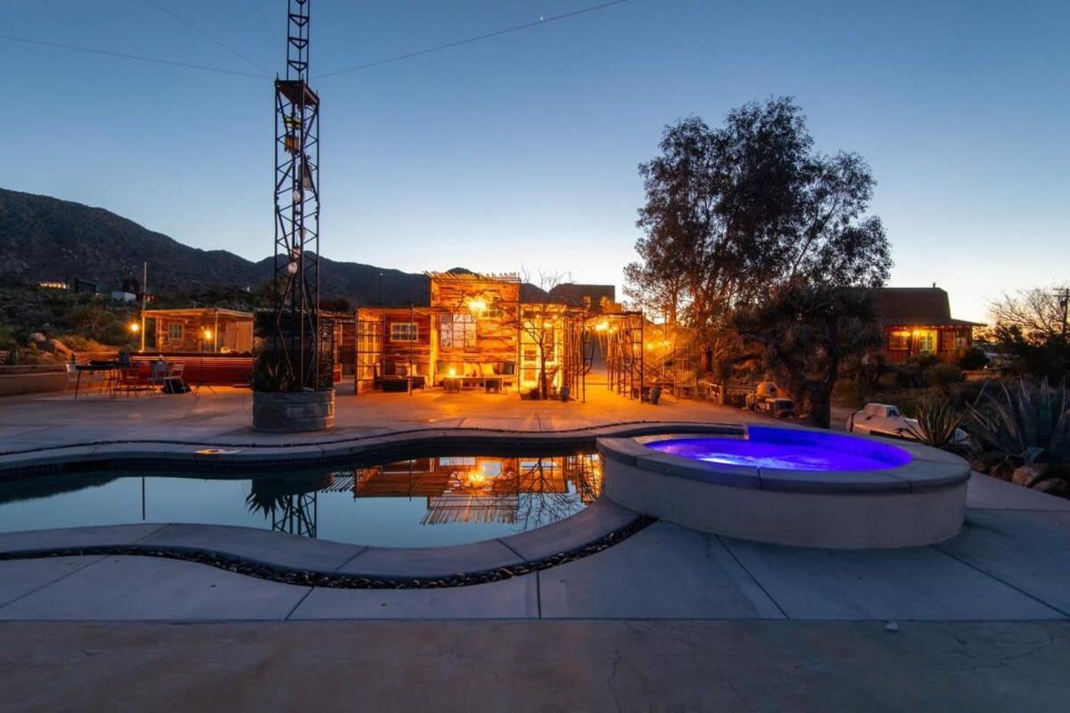 Renovated Lodge - Room 2 With Pool Access Joshua Tree Exterior photo